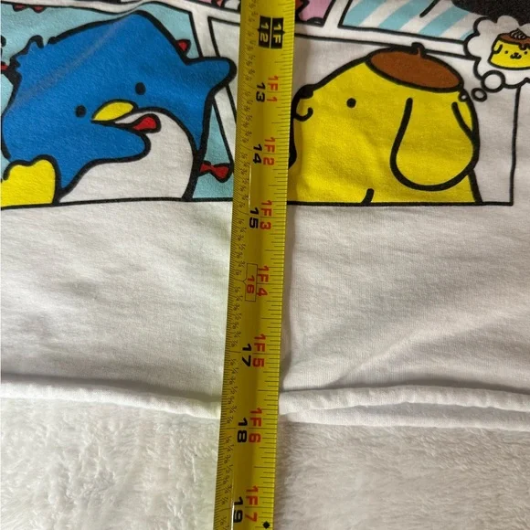 Hello Kitty & Friends White Cropped Tee - Picture 5 of 6